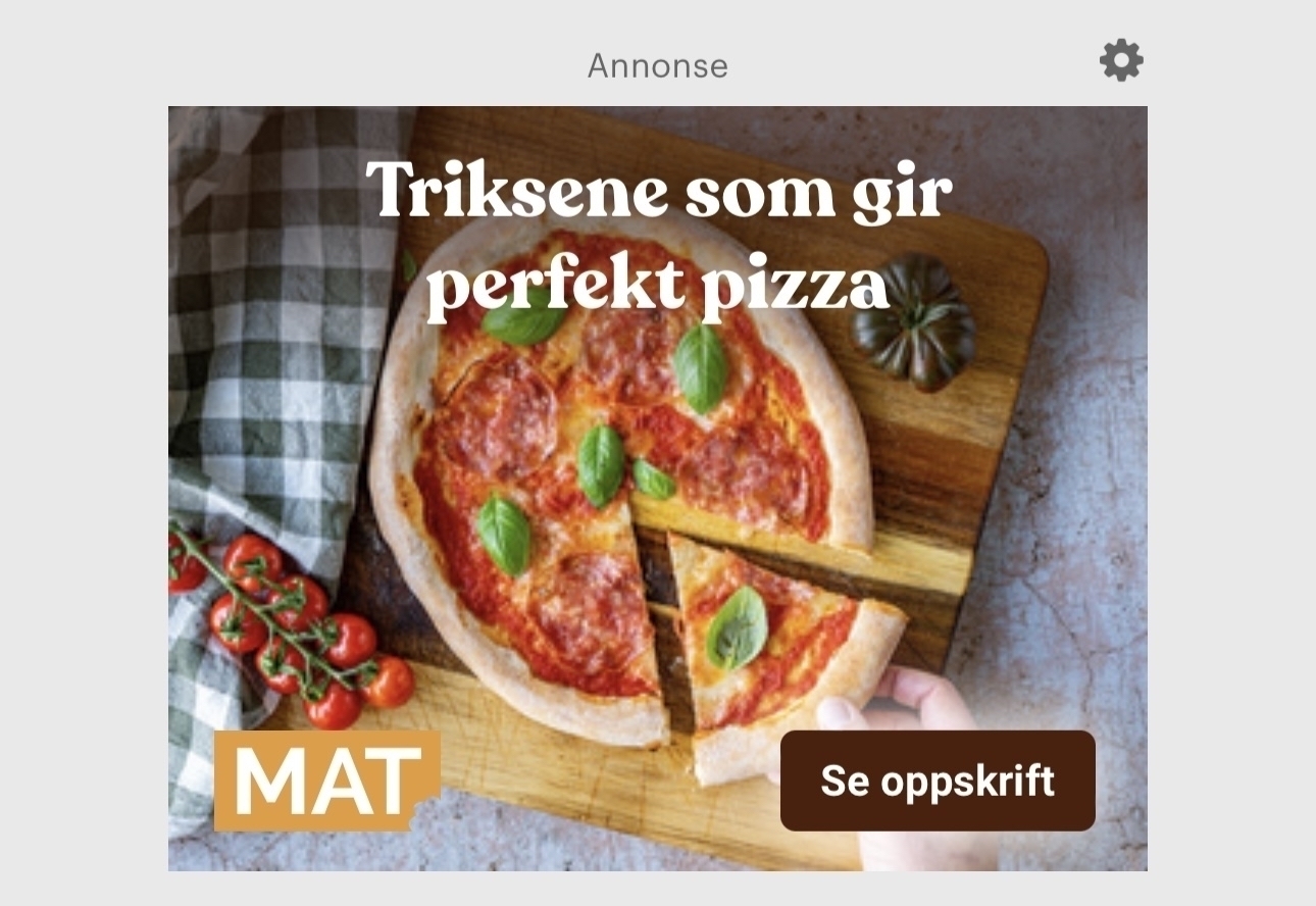 Reklame for triksene som gir perfekt pizza illustrert med en pizza som ser alt annet enn perfekt ut. 